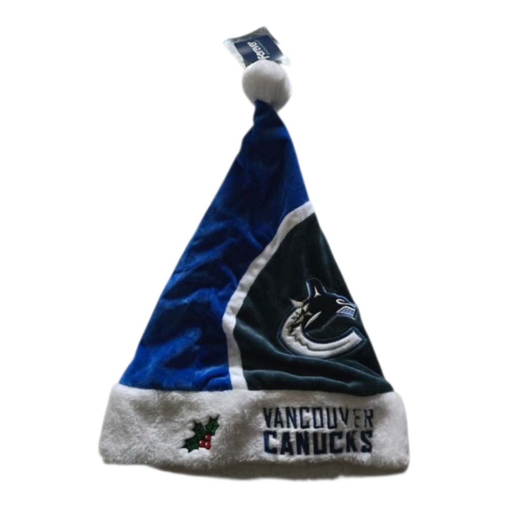 Vancouver Canucks Logo Colorblock Santa Hat NHL Hockey (Forever Collectibles)